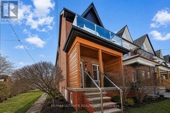Building Photo - 9 Southview Ave