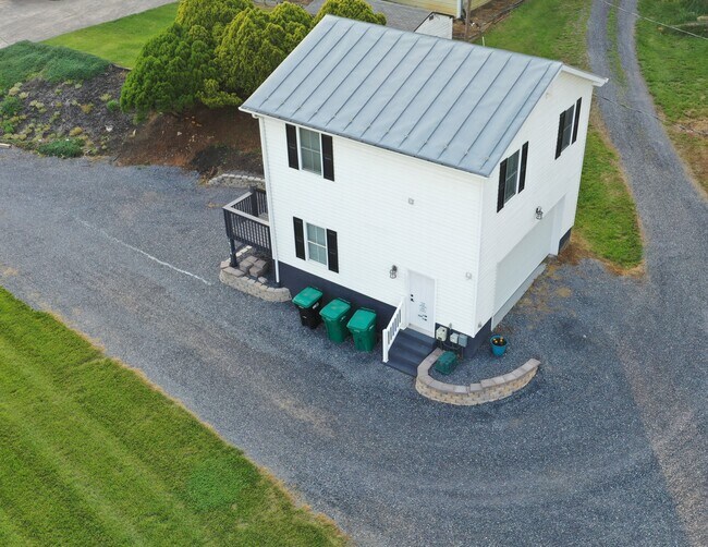 1672 Lacey Spring Rd, Rockingham, VA 22802 House Rental in Rockingham