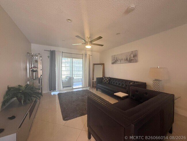 Foto del edificio - 3406 NW 49th Ave