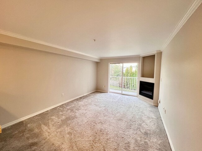 Building Photo - Monroe Condo!!!!