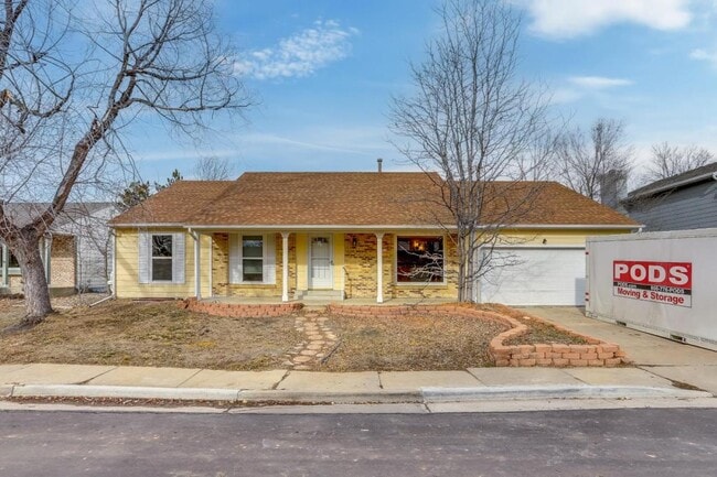 Photo - 3149 Oak Cir N House