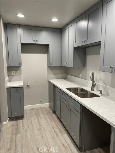 Foto principal - 1001 W MacArthur Blvd