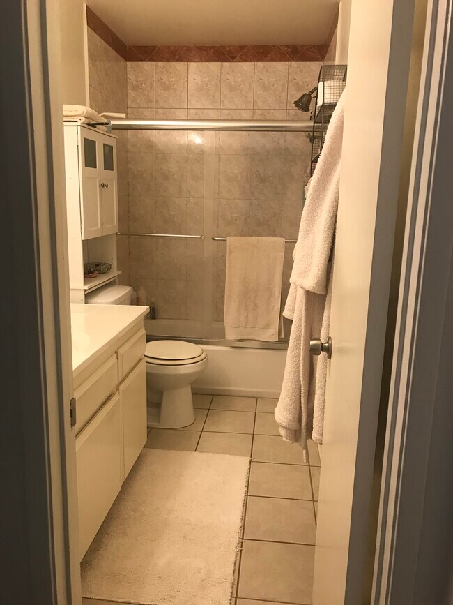 Foto del edificio - 17071 Sims Ln