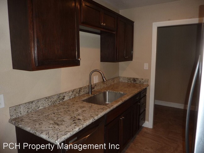Building Photo - 2 br, 1 bath House - 618 14th Street