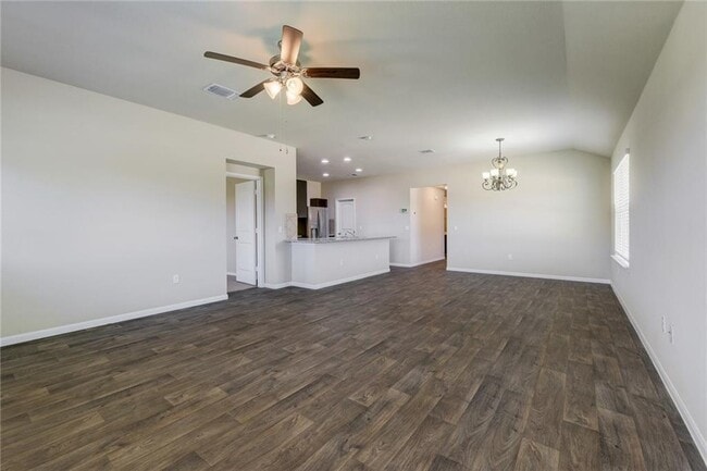 Foto del edificio - 401 Cassandra Dr