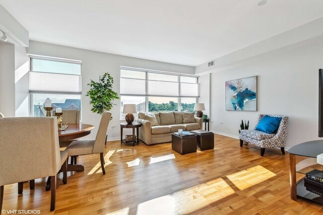 Foto del edificio - 77 S Evergreen Ave