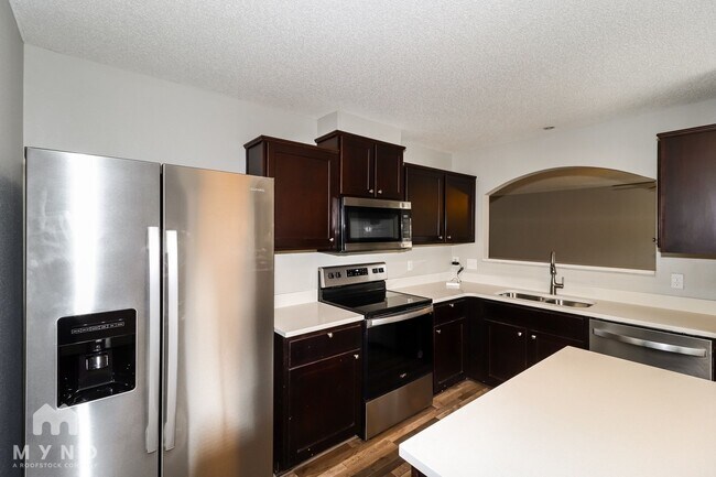 Foto del edificio - 4595 Orange Tulip Dr