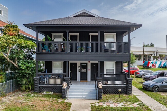 Interior Photo - 805 4th Ave N, St. Petersburg, FL 33701