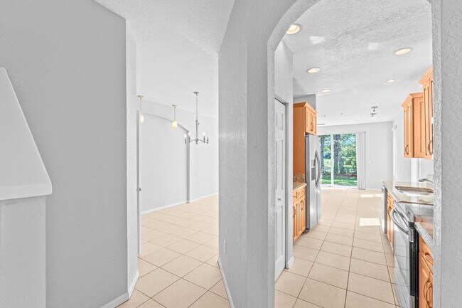 Foto del edificio - 1214 Sweet Violet Ct