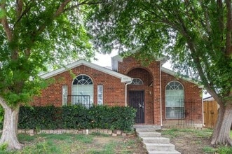 Building Photo - 7133 Amber Dr