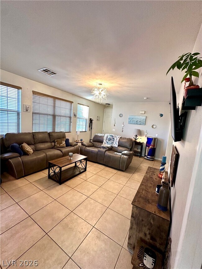 Foto del edificio - 6623 Brick House Ave