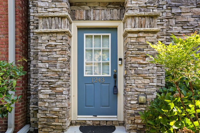 Building Photo - 1243 Harris Commons Pl