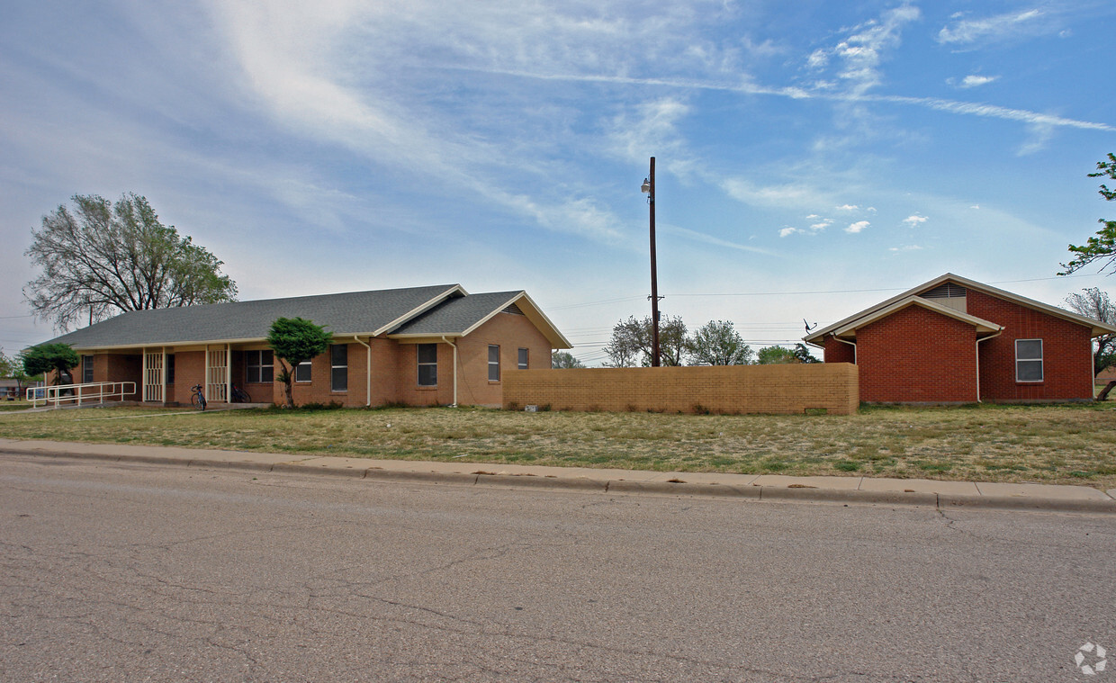 Building Photo - 1000 6th St