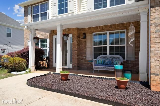Building Photo - 5 br, 3 bath House - 809 i Redan Way