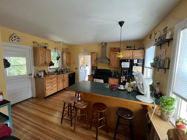 Kitchen - 274 Prospect St