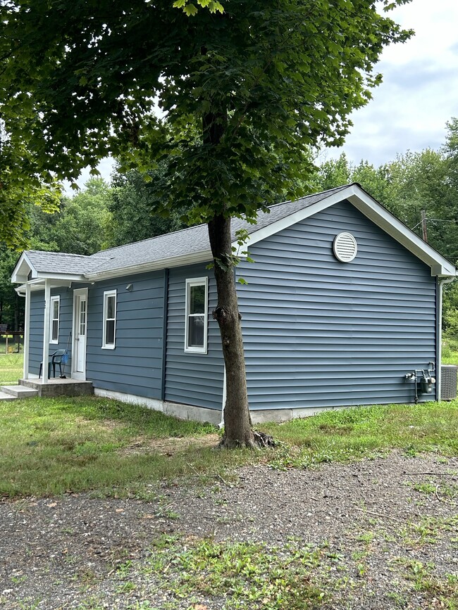 Building Photo - 93 Davidson Mill Rd