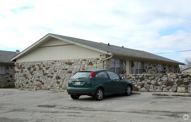 Stonegate Apartments Owasso, OK