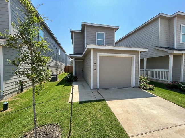 Building Photo - *MOVE IN SPECIAL* Rare Find: Affordable 3BR Ready for Immediate Move-In- Apartment-Style Living W...