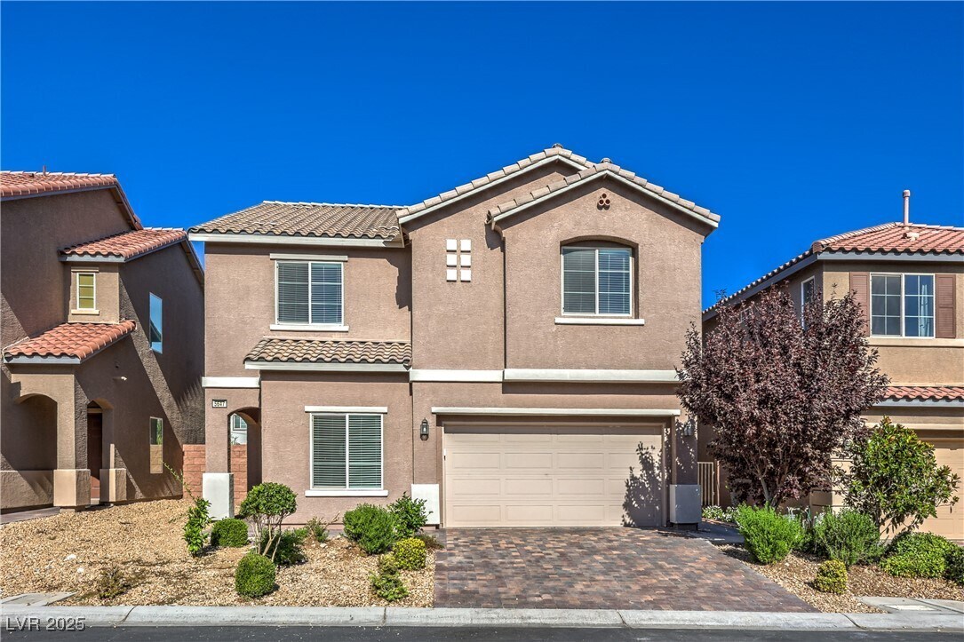 Foto principal - 5647 Colante Falls Dr