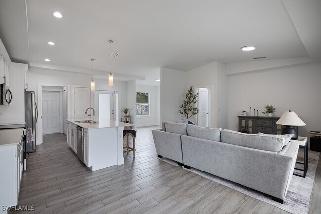 Foto del edificio - 2712 Embers Pkwy W