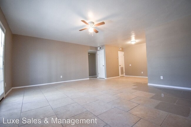 Building Photo - 1 br, 1 bath House - 6010 Northwest Expres...
