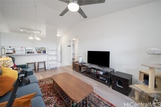 Building Photo - 94-510-510 Lumiaina St