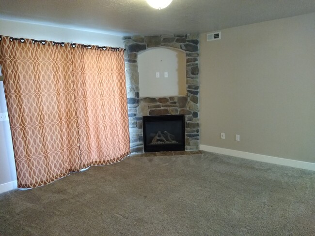 Family Room - 1045 S 1700 W