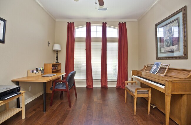 Building Photo - ***3903 Staverton Drive***