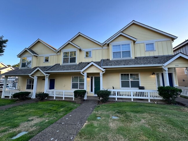Building Photo - NW Corvallis 3-Bedroom Townhome with Two-Car Garage