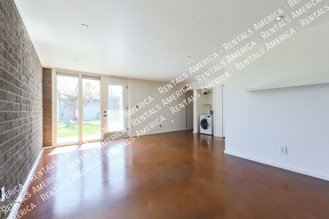 Foto del edificio - 4202 N 38th St