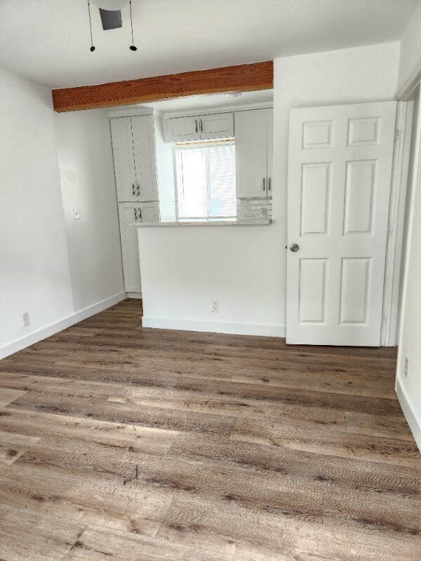 Foto principal - 1288 S Plymouth Blvd