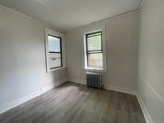 Building Photo - 1 Noll Pl