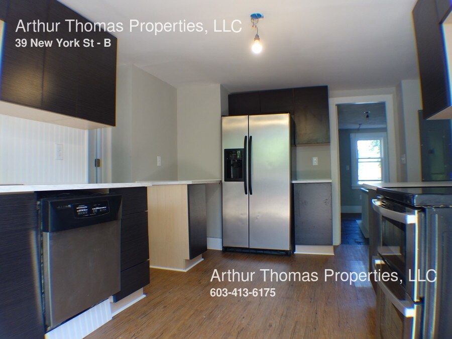 Primary Photo - 39 New York St