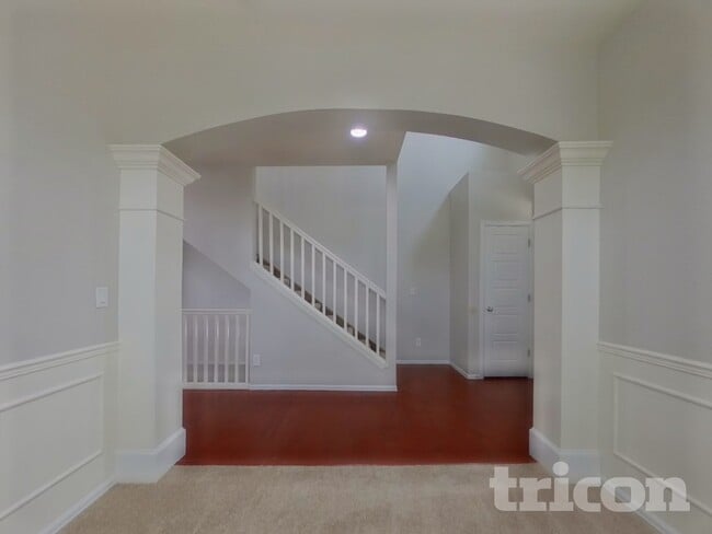 Foto del edificio - 22517 E Layton Cir