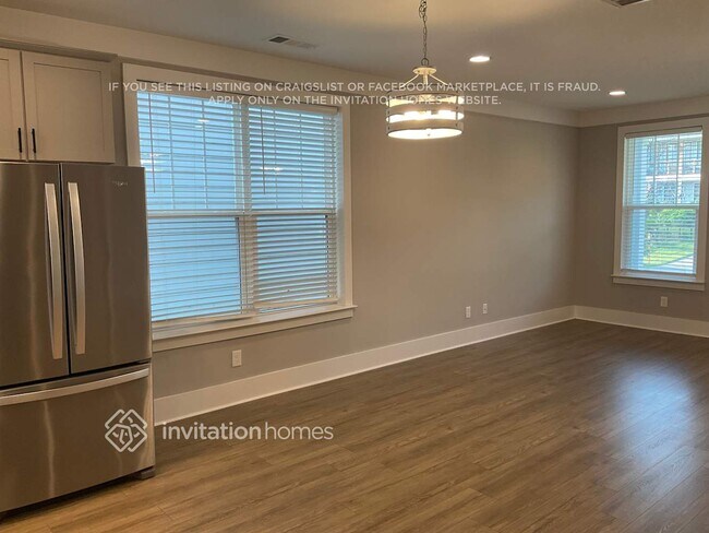Foto del edificio - 253 Founders Ln