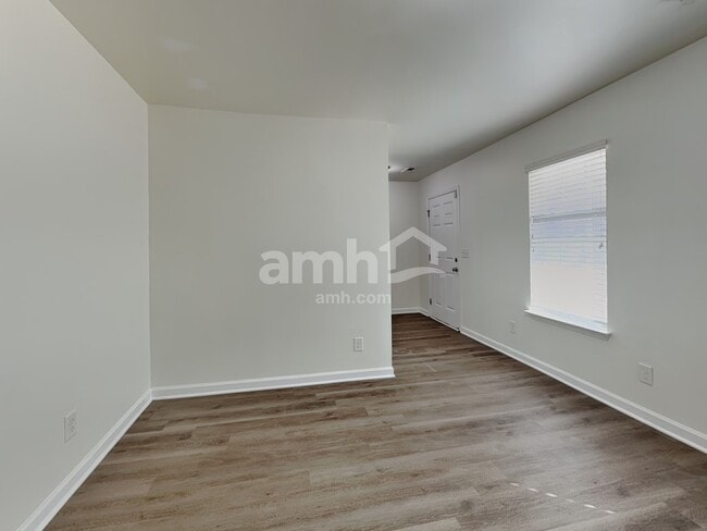 Building Photo - 801 Winterside Ln