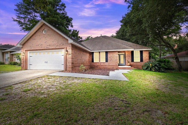 Building Photo - 1641 Parkside Cir