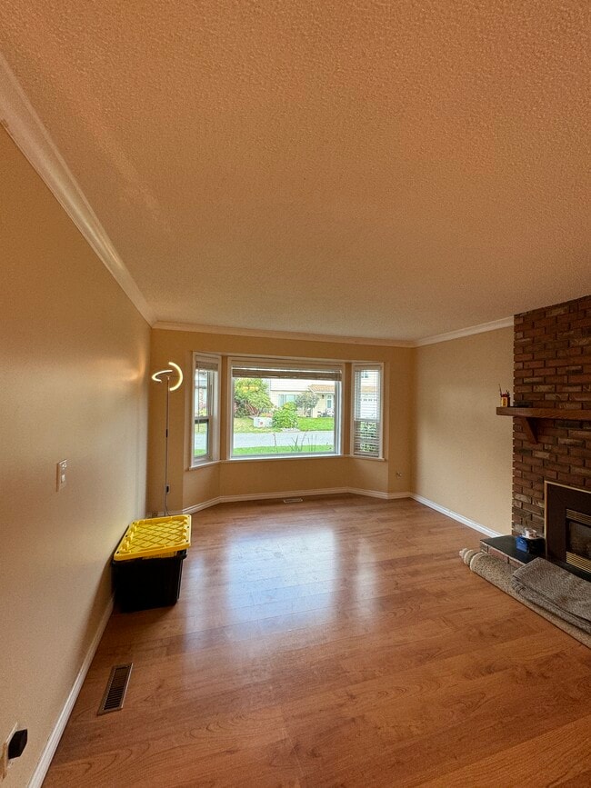 Building Photo - 1293 Novak Dr