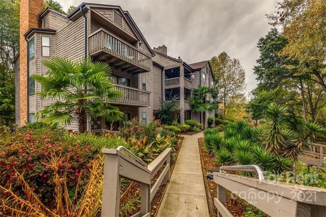 Foto del edificio - 4130 Charlotte Hwy