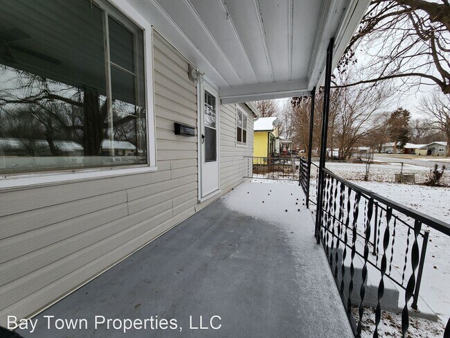 Building Photo - 2 br, 1 bath House - 1109 N Fulbright Ave