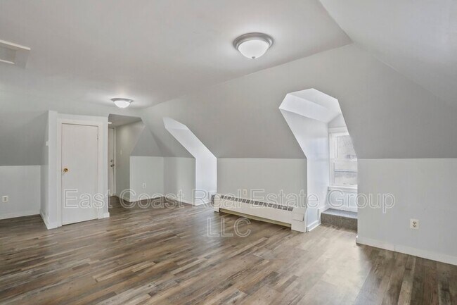 Foto del edificio - 743 Summit Ave