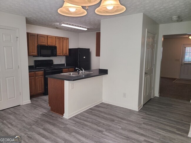 Foto del edificio - 1831 Grove Way