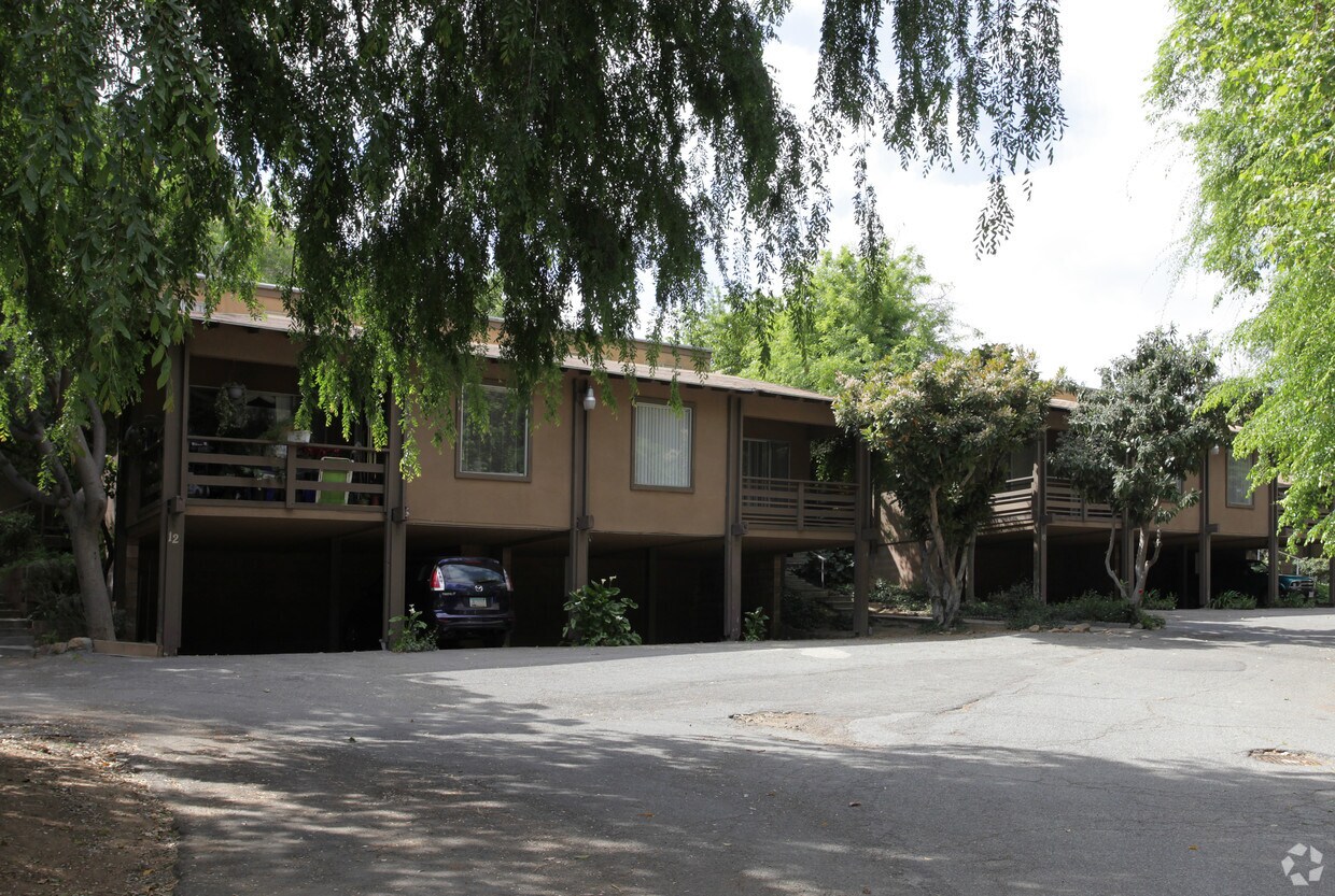 Foto principal - 3060 Panorama Rd