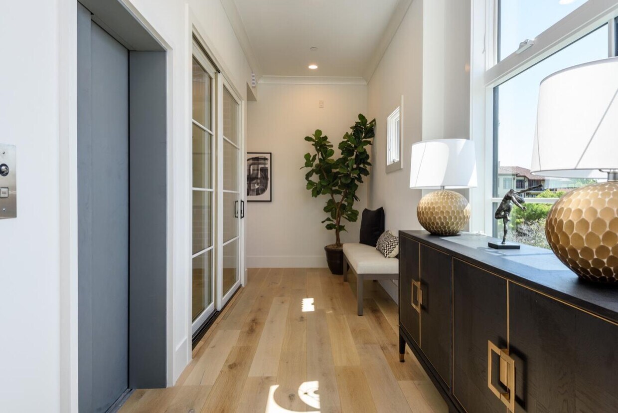 Foto principal - 519 Webster St