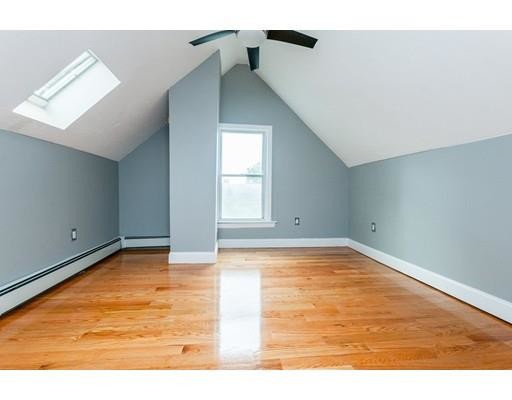 Building Photo - 127 Walnut St