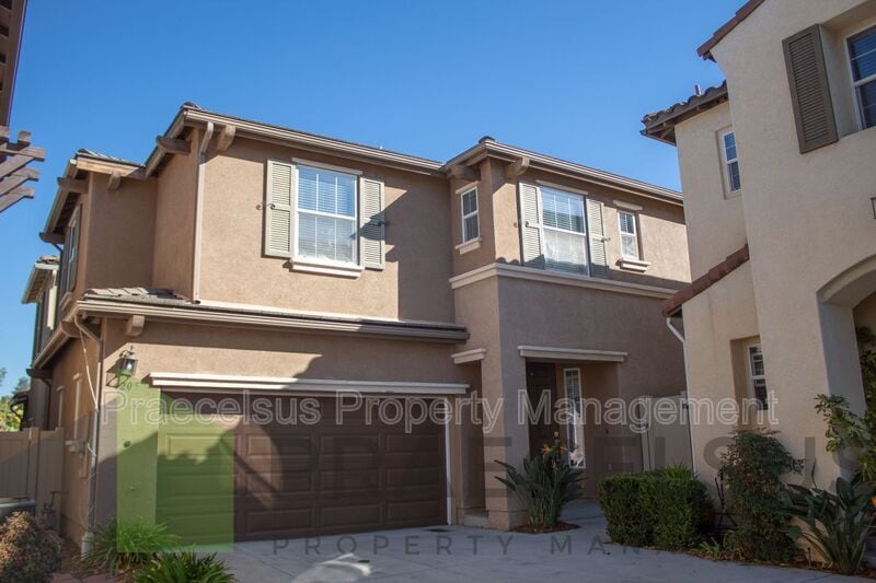Primary Photo - 4205 Tierra Bonita