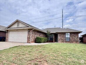 Building Photo - 4917 NW 164th Terrace