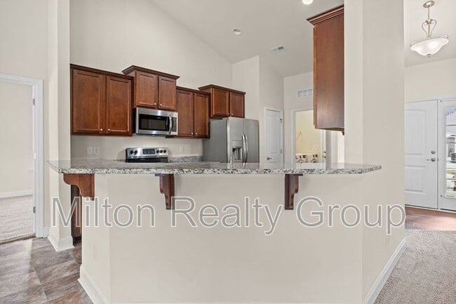 Foto del edificio - 178 Woodwater Cir