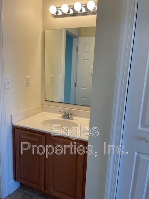 Building Photo - 2725 Hatteras Dr
