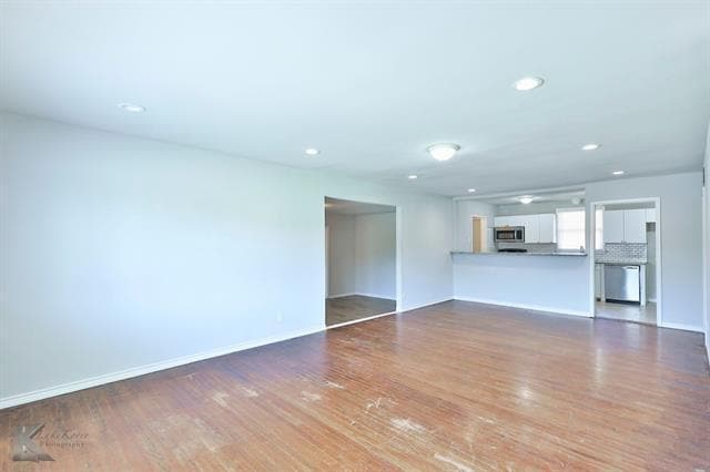 Building Photo - 934 S Pioneer Dr